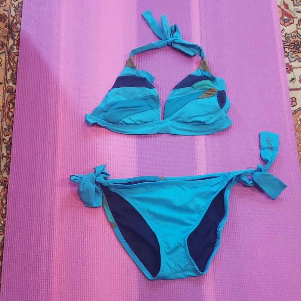 Bikini bathing suit
